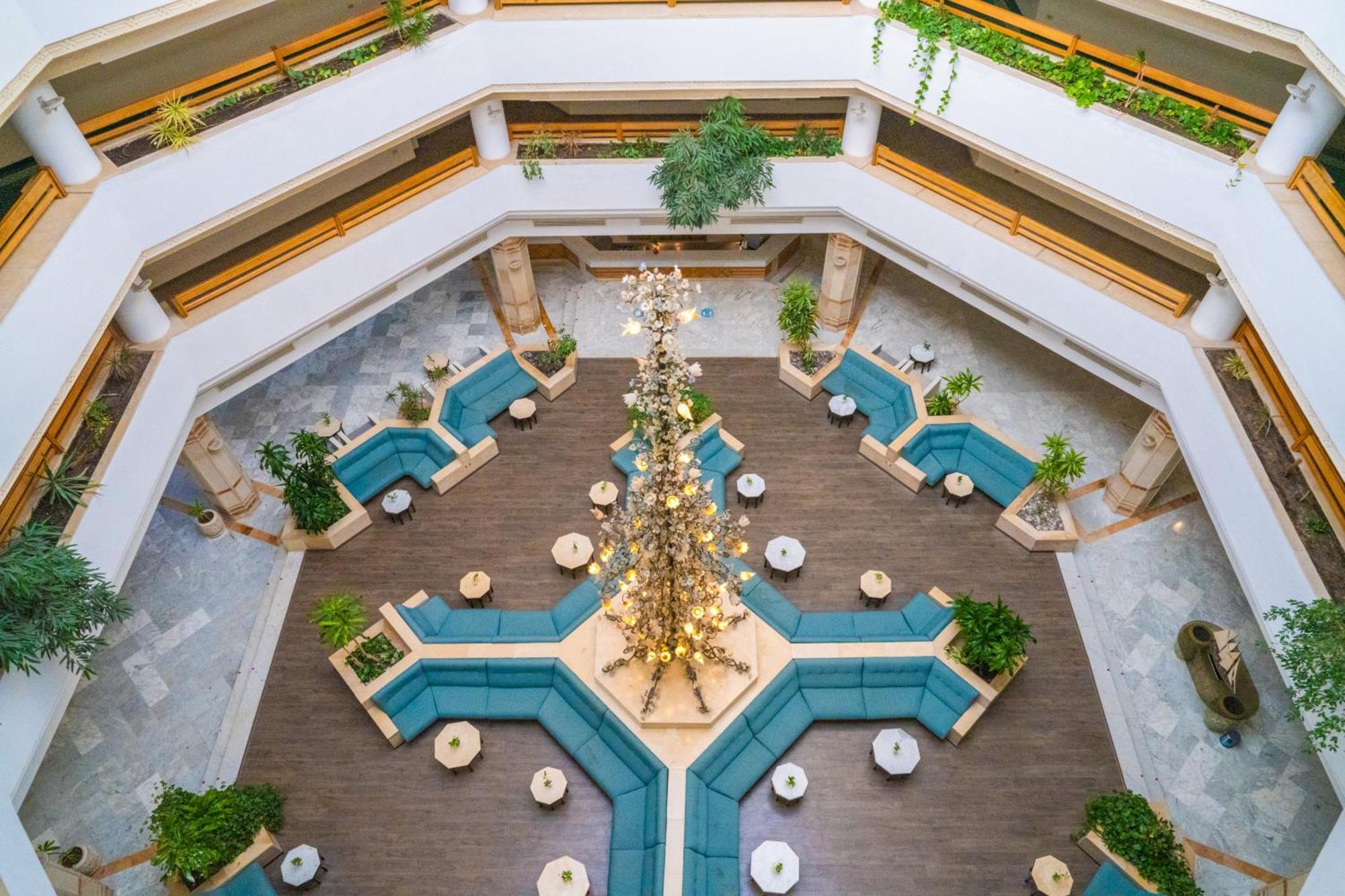 Sol Azur Hotel 4*